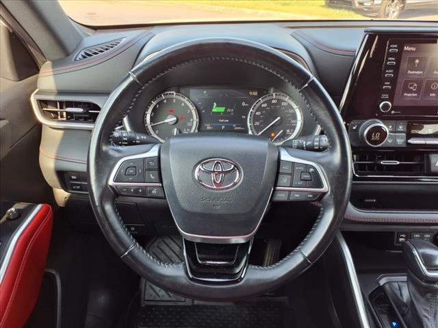 used 2022 Toyota Highlander car, priced at $38,979