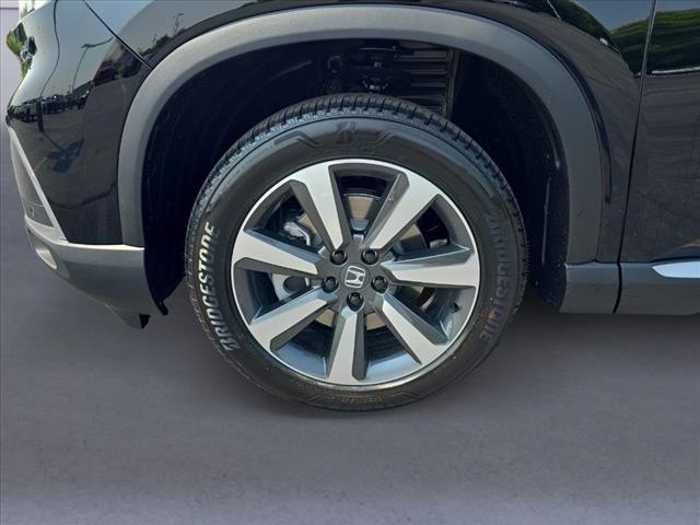 new 2025 Honda Pilot car, priced at $51,095