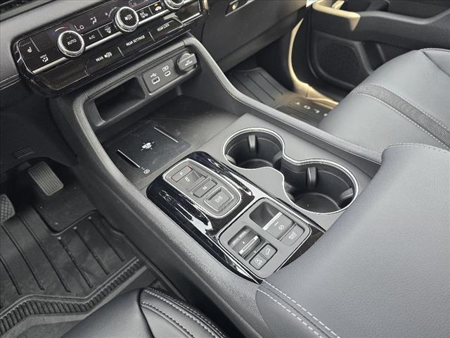 new 2025 Honda Pilot car, priced at $51,095