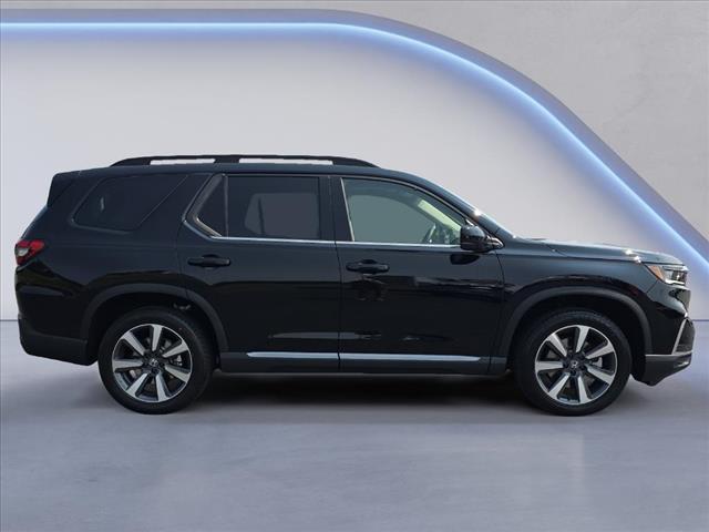 new 2025 Honda Pilot car, priced at $51,095