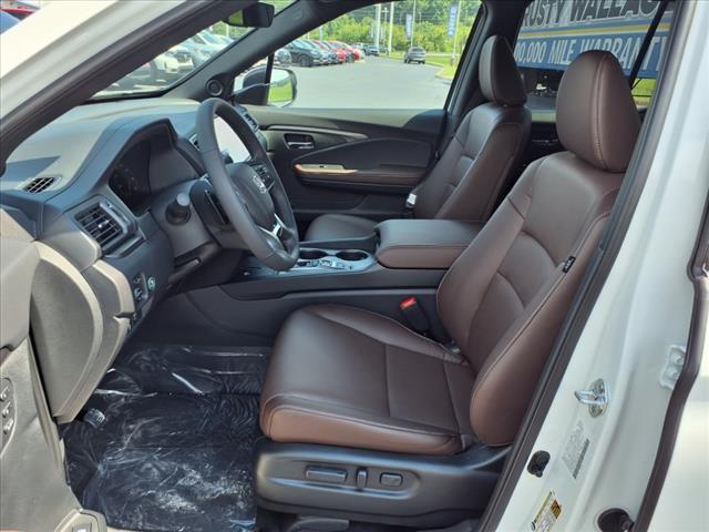new 2025 Honda Ridgeline car, priced at $43,292