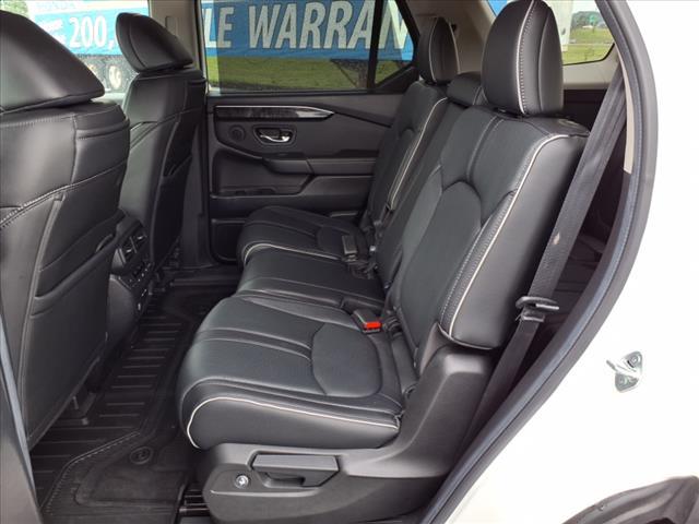used 2025 Honda Pilot car, priced at $49,898