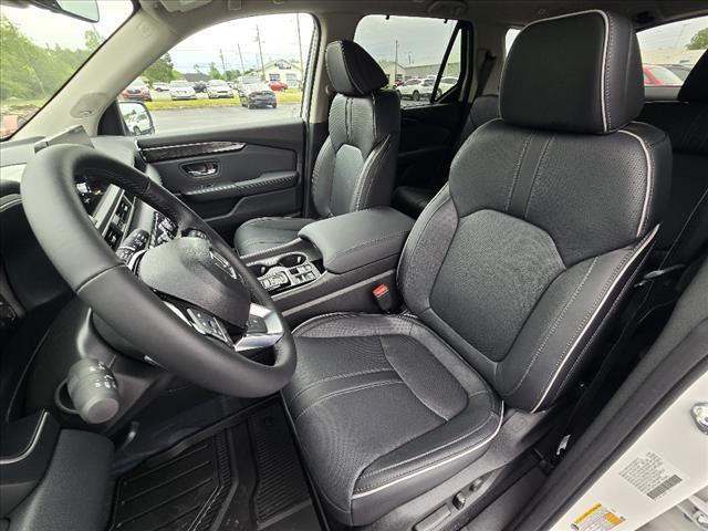 new 2025 Honda Pilot car, priced at $54,985