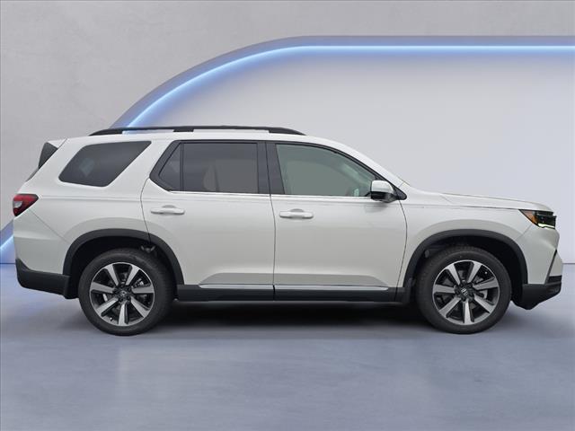 new 2025 Honda Pilot car, priced at $54,985