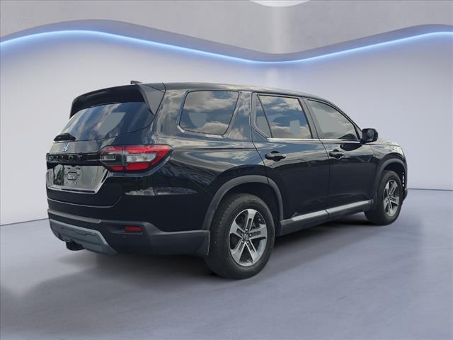 used 2024 Honda Pilot car, priced at $37,381