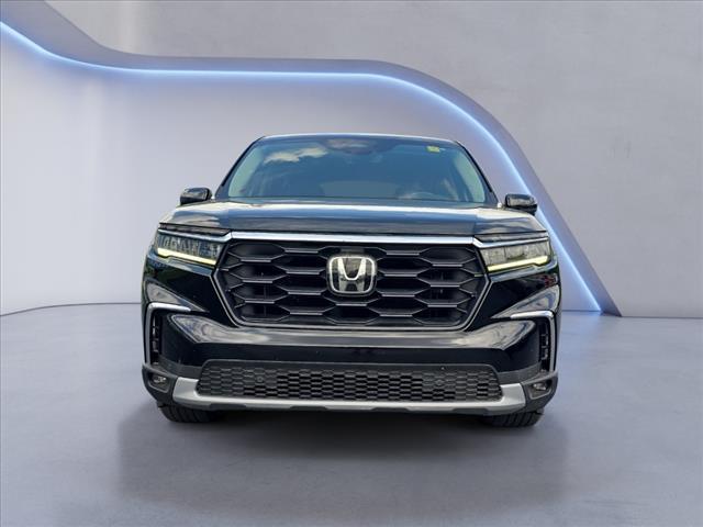 used 2024 Honda Pilot car, priced at $37,381