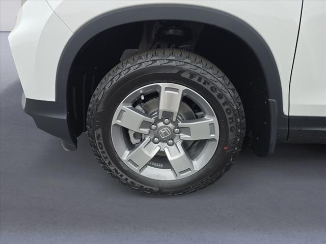 new 2025 Honda Ridgeline car, priced at $42,195