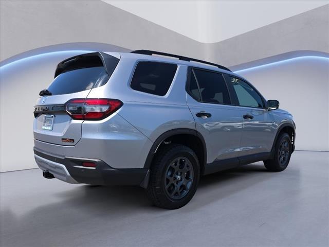 new 2025 Honda Pilot car, priced at $49,884