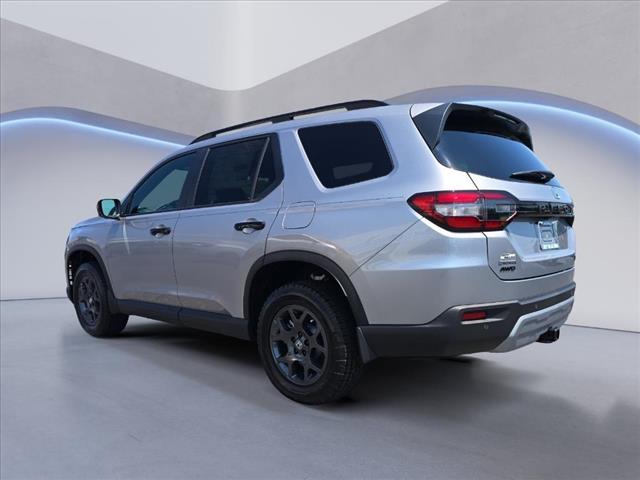 new 2025 Honda Pilot car, priced at $49,884