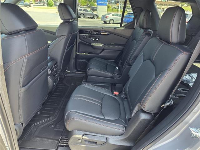 new 2025 Honda Pilot car, priced at $49,884