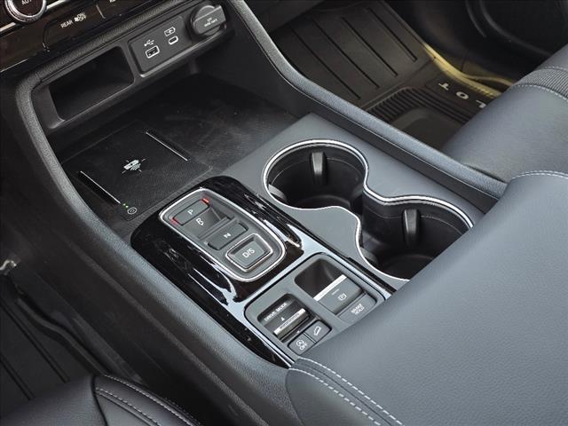 new 2025 Honda Pilot car, priced at $46,995