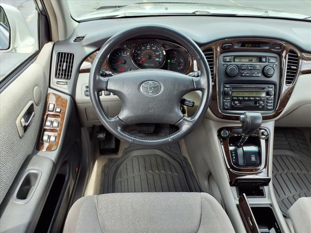 used 2002 Toyota Highlander car, priced at $7,397