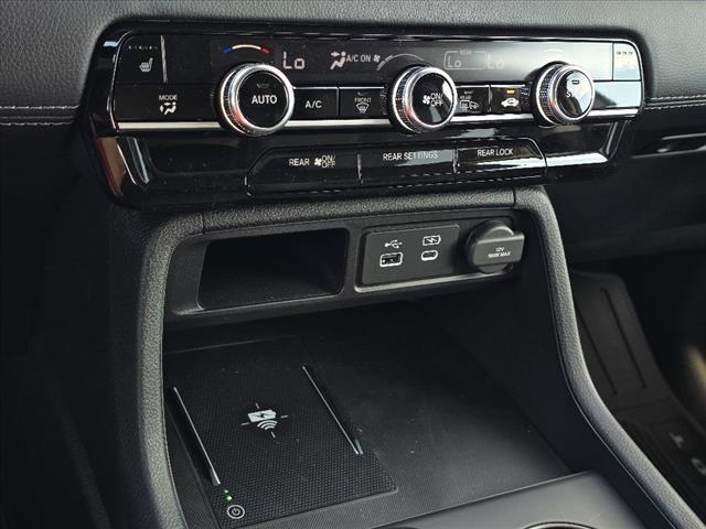 new 2025 Honda Pilot car, priced at $43,949