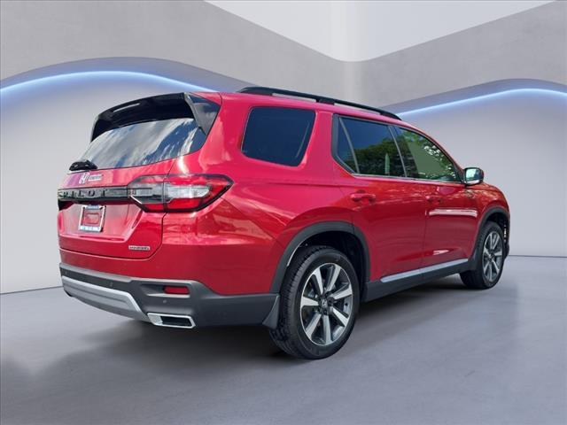 new 2025 Honda Pilot car, priced at $49,445