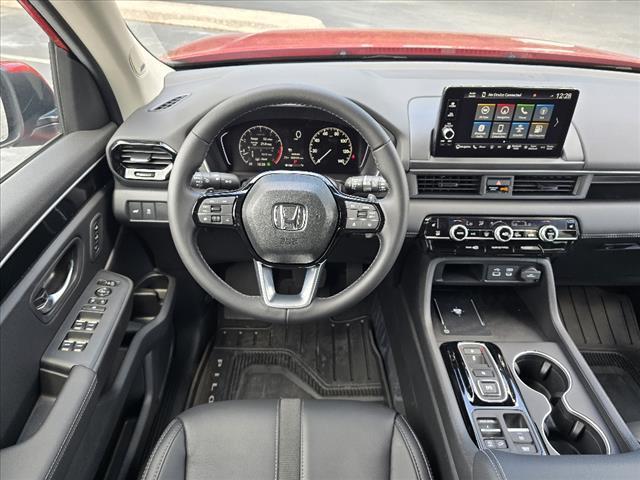 new 2025 Honda Pilot car, priced at $49,445