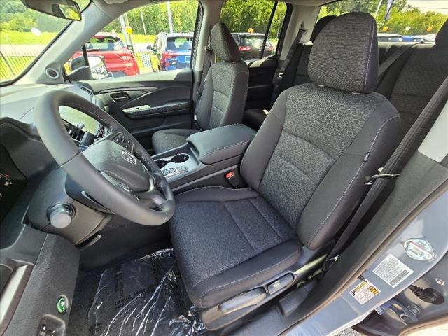 new 2025 Honda Ridgeline car, priced at $40,990