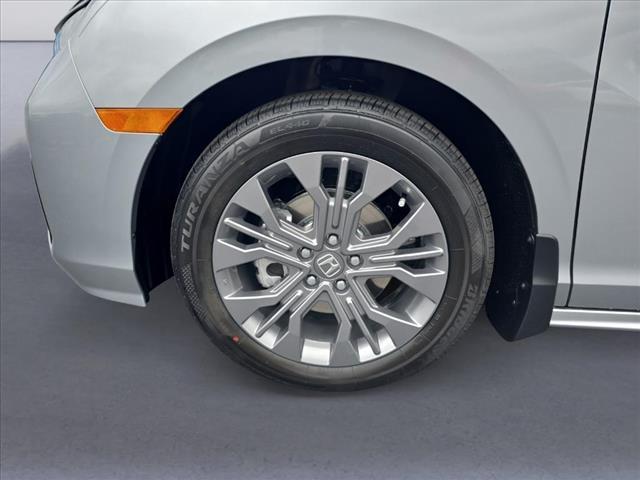 new 2026 Honda Odyssey car, priced at $47,981
