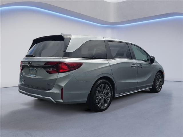 new 2026 Honda Odyssey car, priced at $47,981
