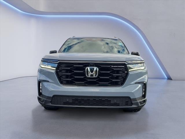 new 2025 Honda Pilot car, priced at $56,485
