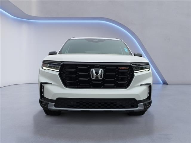 new 2025 Honda Pilot car, priced at $52,035