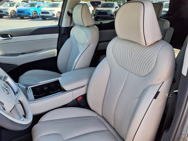 used 2024 Hyundai Palisade car, priced at $42,129