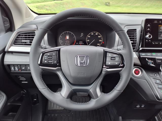 new 2026 Honda Odyssey car, priced at $43,840