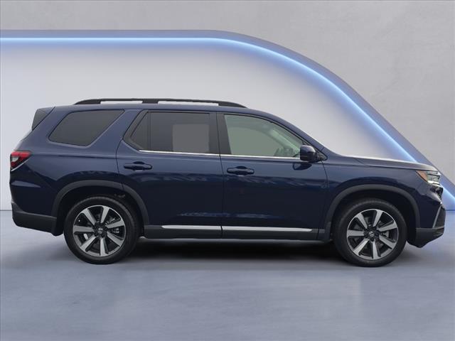 new 2025 Honda Pilot car, priced at $47,938