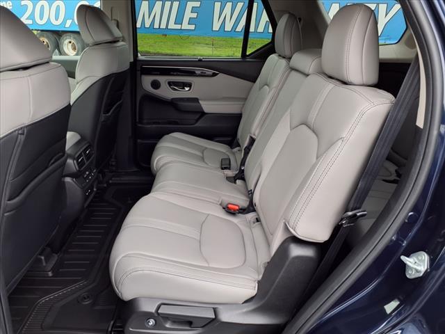 new 2025 Honda Pilot car, priced at $47,938