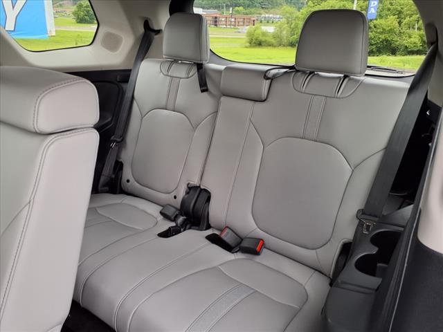 new 2025 Honda Pilot car, priced at $47,938