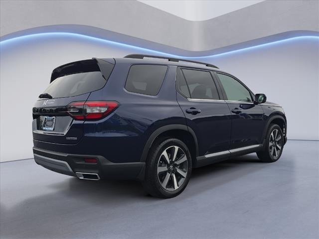 new 2025 Honda Pilot car, priced at $47,938