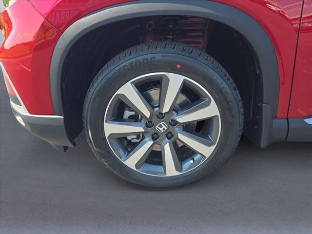 new 2025 Honda Pilot car, priced at $49,890