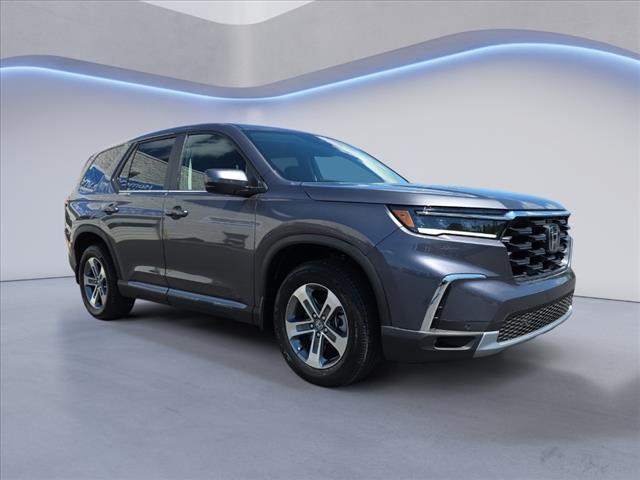new 2025 Honda Pilot car, priced at $47,050