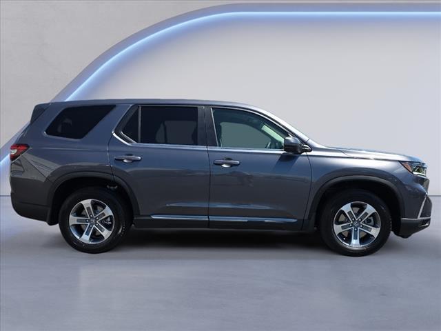 new 2025 Honda Pilot car, priced at $47,050