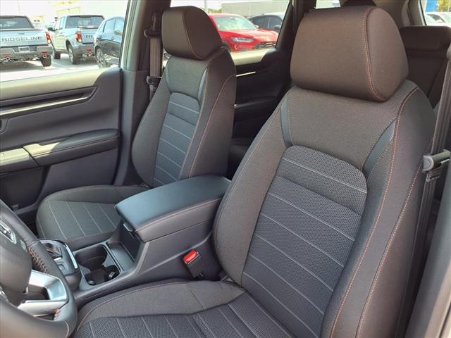 new 2026 Honda CR-V Hybrid car, priced at $37,980