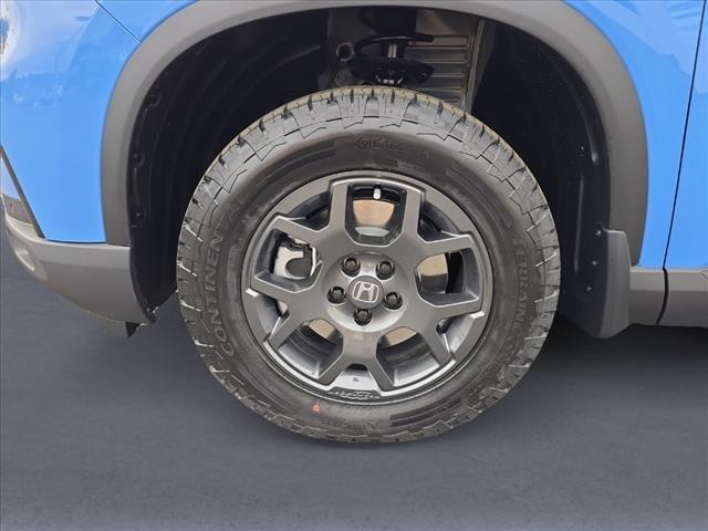 new 2025 Honda Pilot car, priced at $52,090