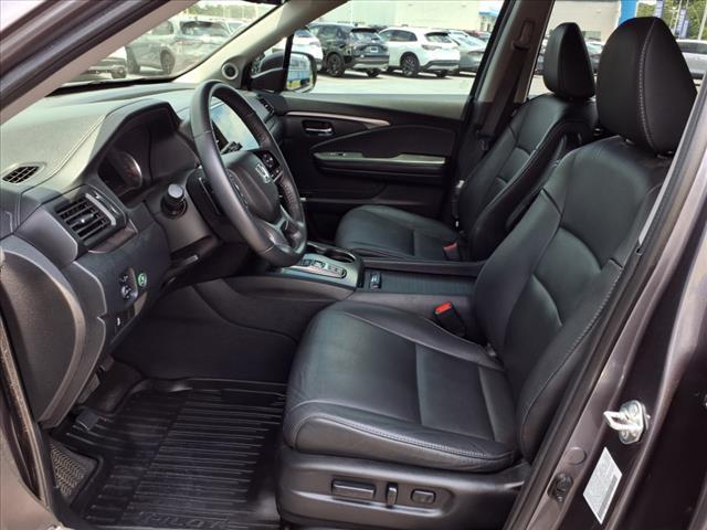 used 2022 Honda Pilot car, priced at $27,944