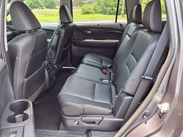 used 2022 Honda Pilot car, priced at $27,944