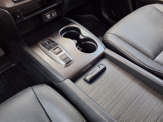 used 2022 Honda Pilot car, priced at $27,944
