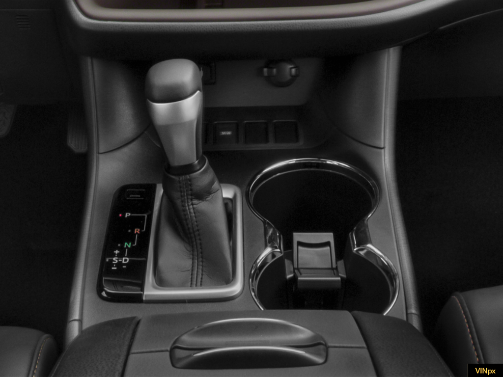 used 2015 Toyota Highlander car, priced at $16,785