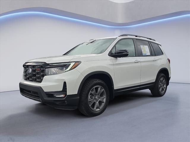 used 2025 Honda Passport car, priced at $41,894