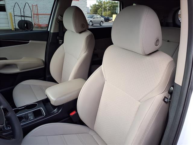 used 2019 Kia Sorento car, priced at $12,898