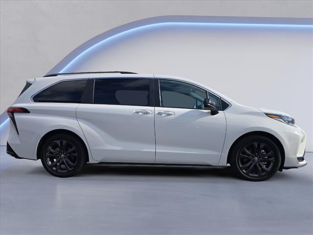 used 2022 Toyota Sienna car, priced at $43,888