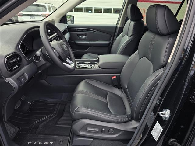 new 2025 Honda Pilot car