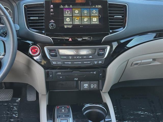 used 2022 Honda Pilot car, priced at $34,970