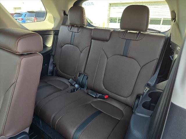 new 2025 Honda Pilot car, priced at $54,530