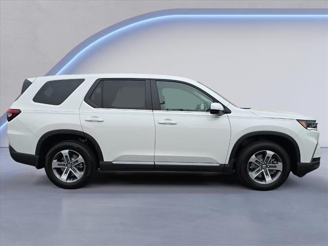 new 2025 Honda Pilot car, priced at $48,280