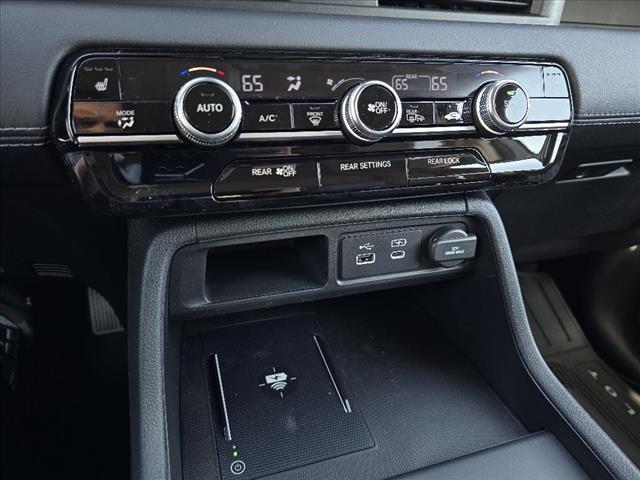 new 2025 Honda Pilot car, priced at $49,590