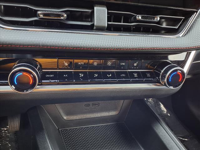 used 2025 Chevrolet Equinox car, priced at $32,985