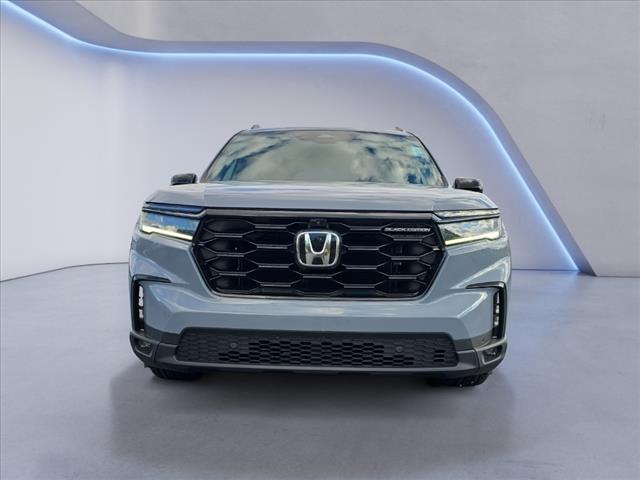 new 2025 Honda Pilot car, priced at $56,430