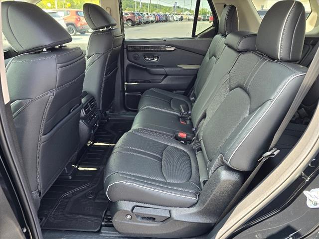 new 2025 Honda Pilot car, priced at $55,305